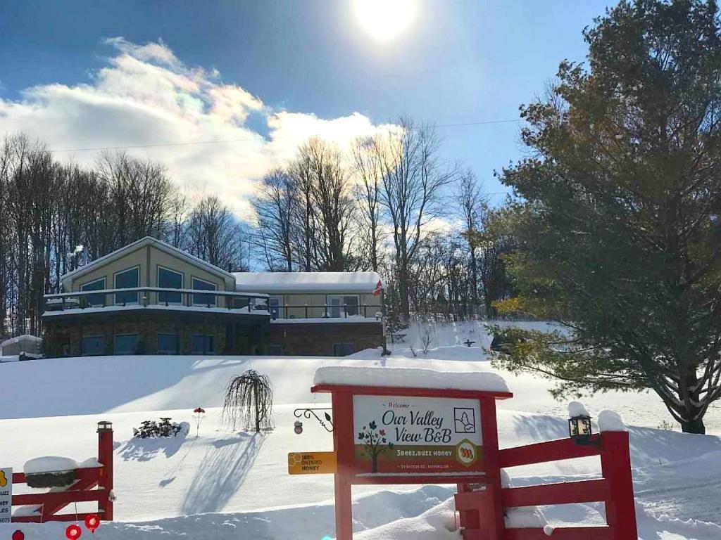 Our Valley View Bed & Breakfast Hampton Екстериор снимка